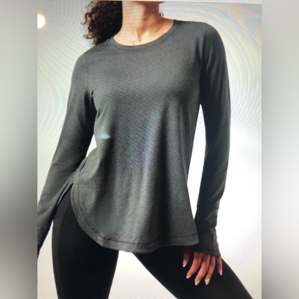 NWT- Athleta uptempo top